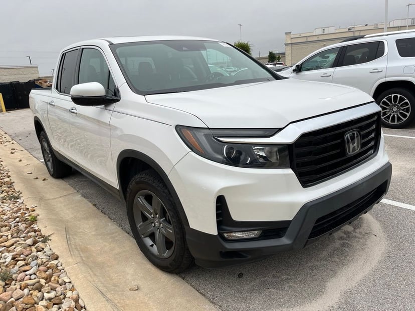 2023 Honda Ridgeline - Image 1