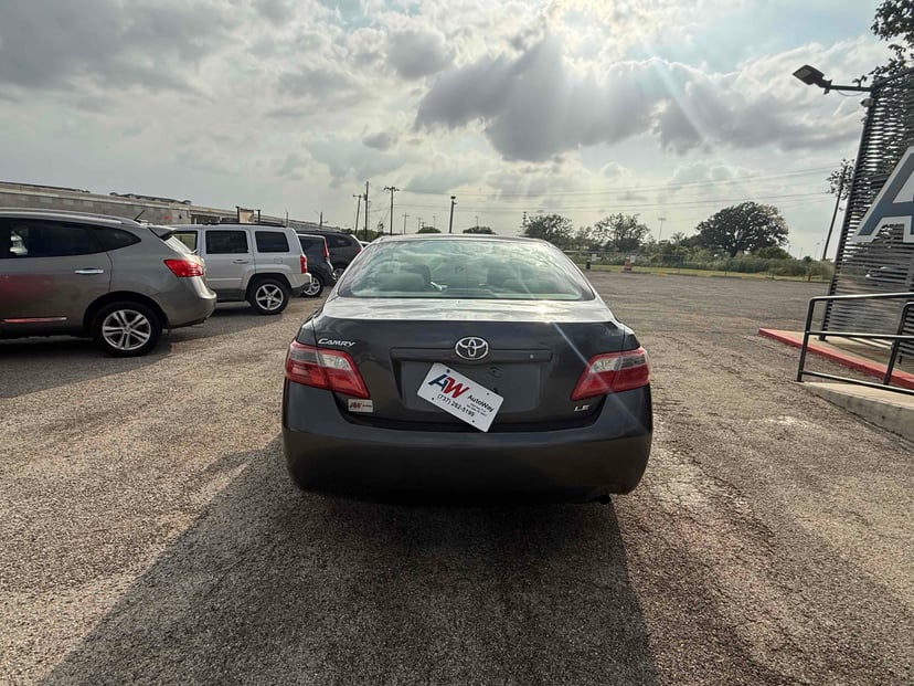 2008 Toyota Camry - Image 2
