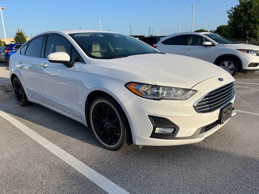 2020 Ford Fusion - Image 1