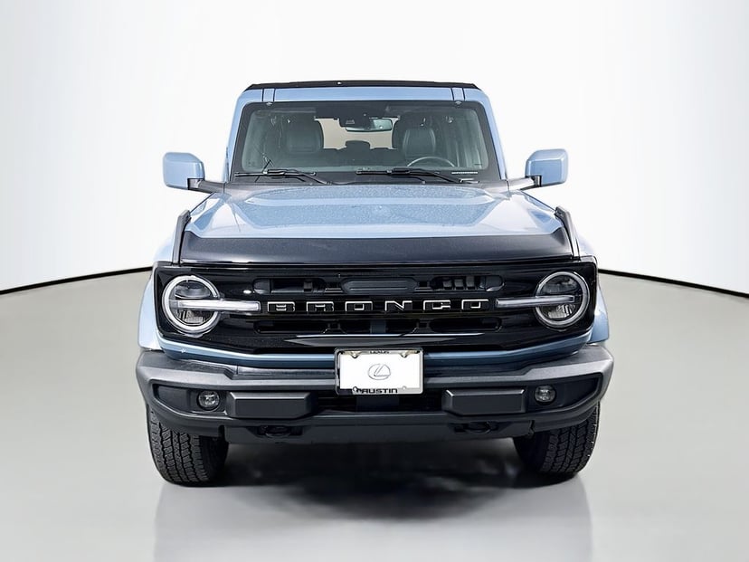2025 Ford Bronco - Image 2