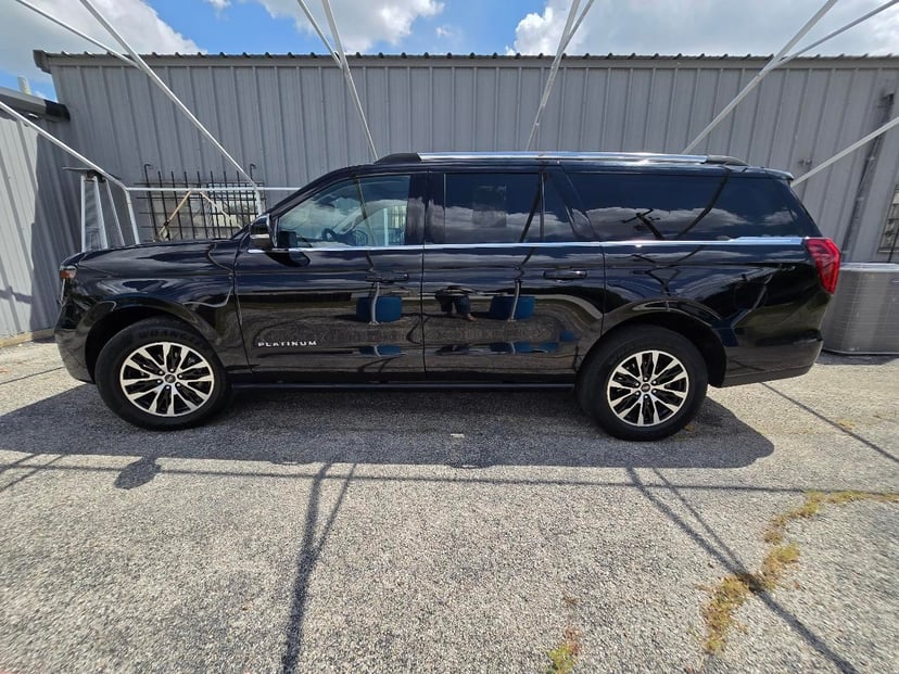 2025 Ford Expedition MAX - Image 2