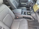 2026 Land Rover Defender - Preview 13