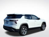 2027 Chevrolet Equinox - Preview 3
