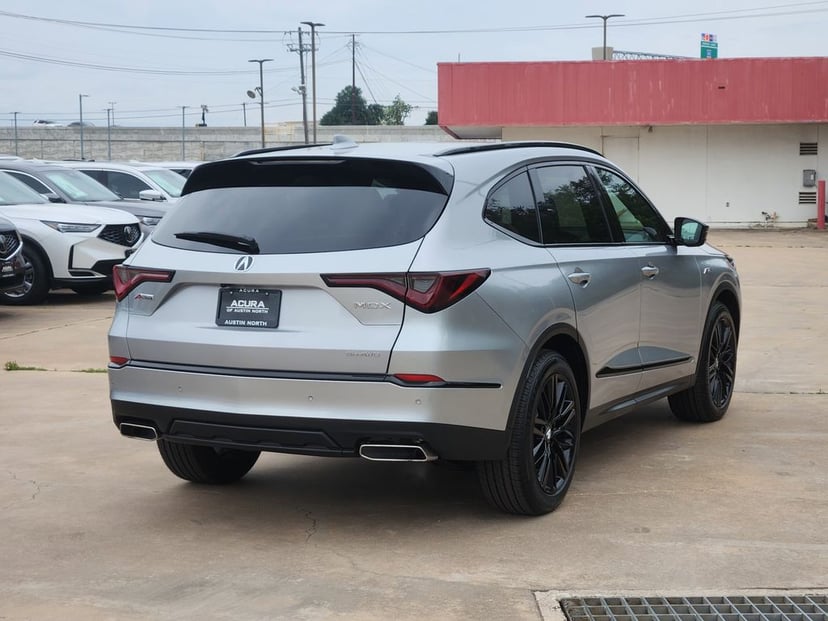 2026 Acura MDX - Image 2