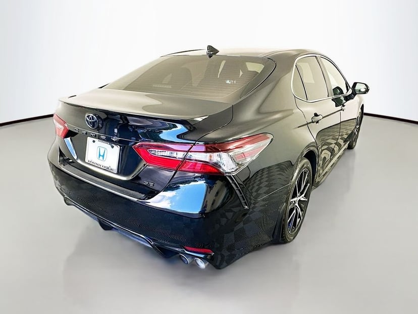 2023 Toyota Camry - Image 3