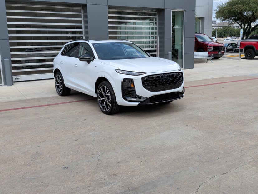 2026 Audi Q3 - Image 1