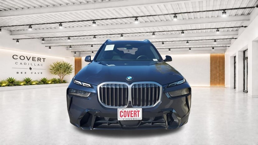 2023 BMW X7 xDrive40i - Image 3