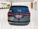 2027 Chrysler Pacifica - Preview 8