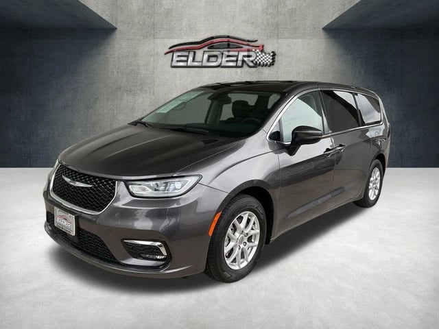2023 Dodge Pacifica - Image 1