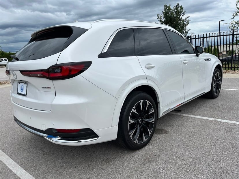 2025 Mazda CX-90 - Image 2