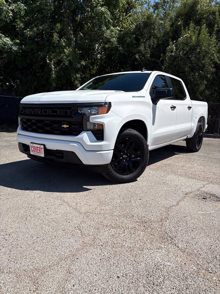 2026 Chevrolet Silverado 1500 - Image 1