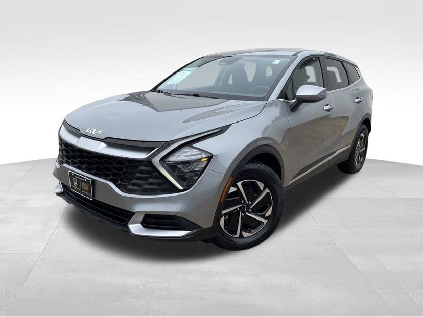 2023 Kia Sportage - Image 1