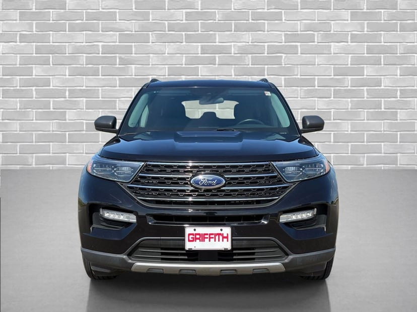 2023 Ford Explorer - Image 2