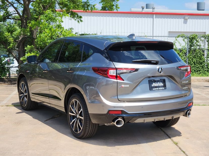 2026 Acura RDX - Image 3