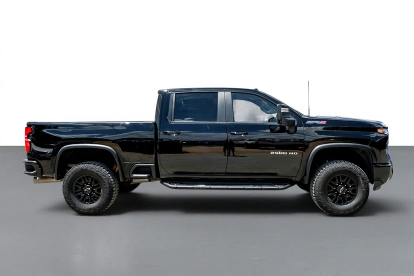 2025 Chevrolet Silverado 2500 HD - Image 3