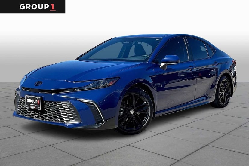 2025 Toyota Camry - Image 2