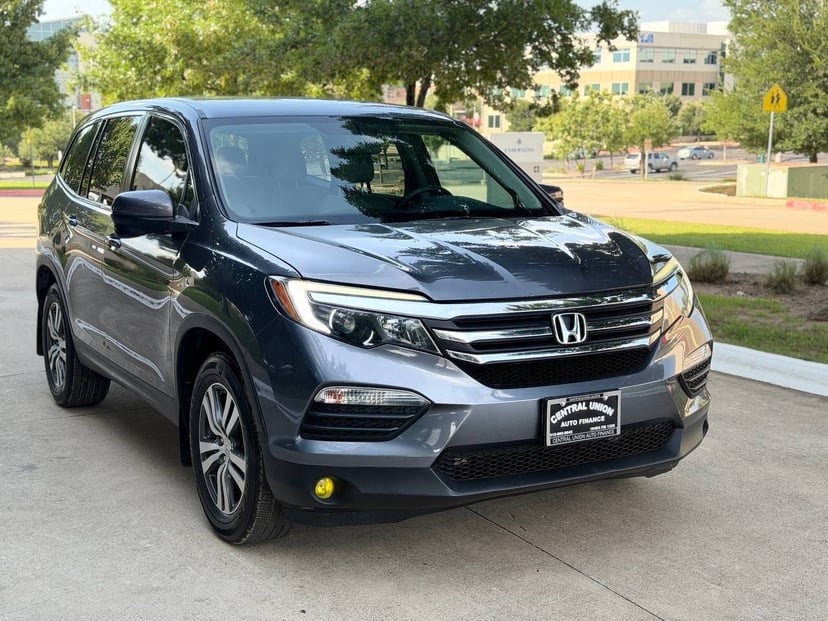 2017 Honda Pilot - Image 1