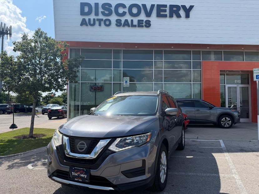 2017 Nissan Rogue - Image 1