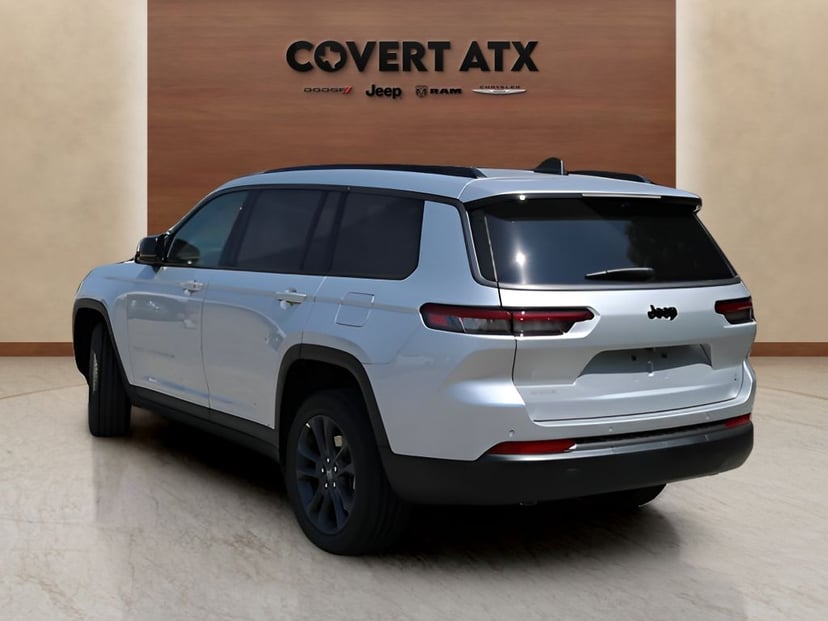 2026 Jeep Grand Cherokee L - Image 2