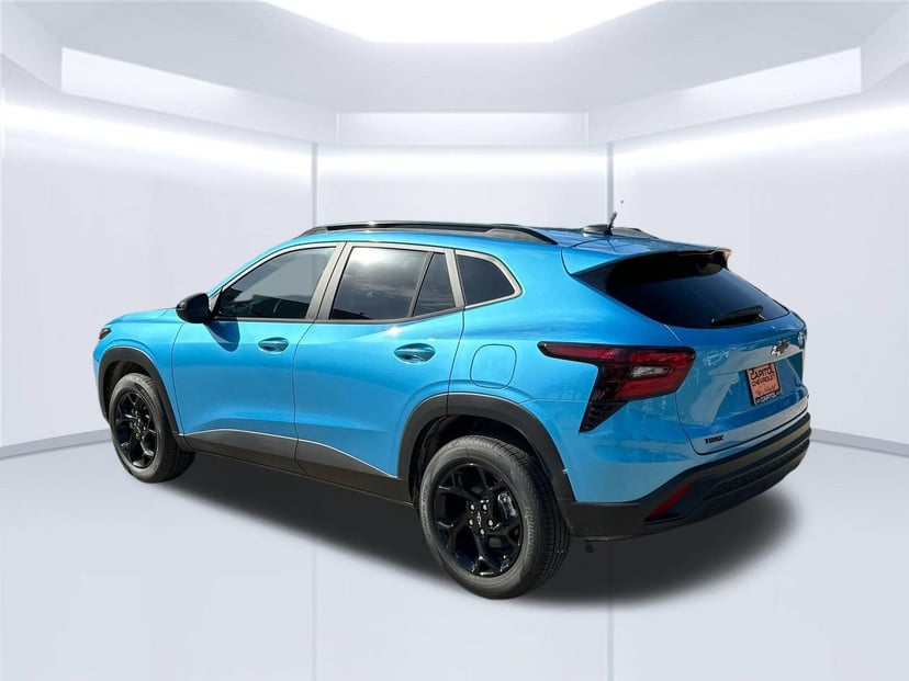 2026 Chevrolet Trax - Image 2