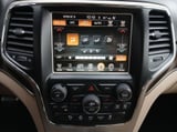 2017 Jeep Grand Cherokee - Preview 4