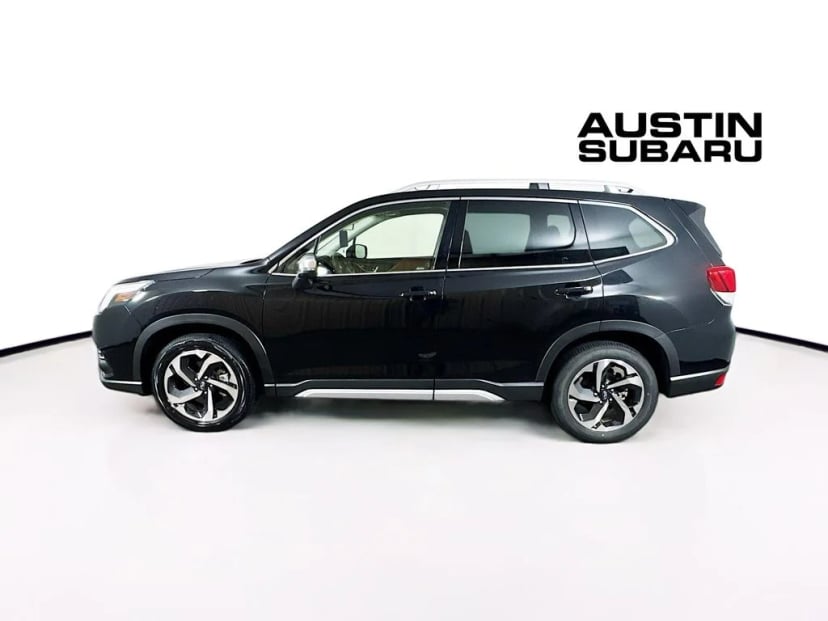 2023 Subaru Forester - Image 2