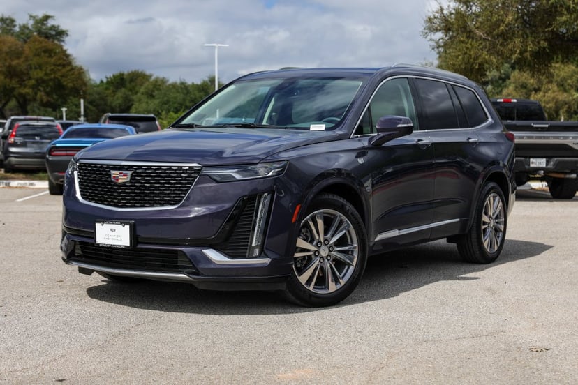 2025 Cadillac XT6 - Image 1