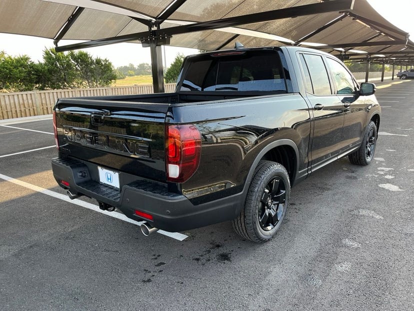 2026 Honda Ridgeline - Image 3