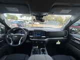 2026 Chevrolet Silverado 1500 - Preview 12