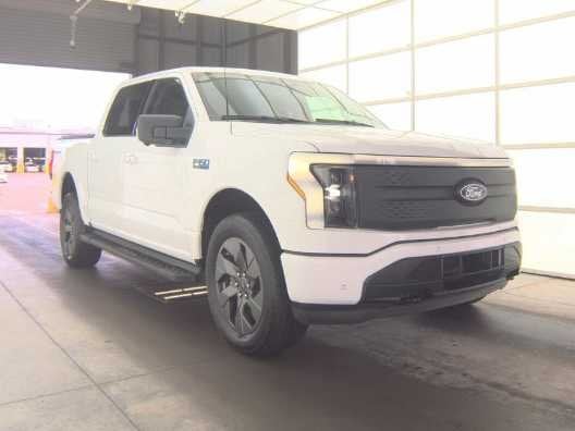 2025 Ford F-150 - Image 2