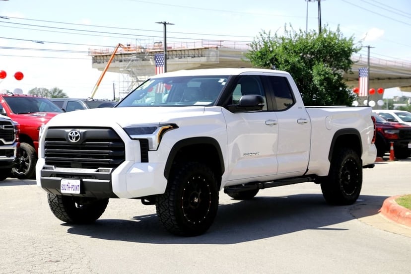 2024 Toyota Tundra - Image 2