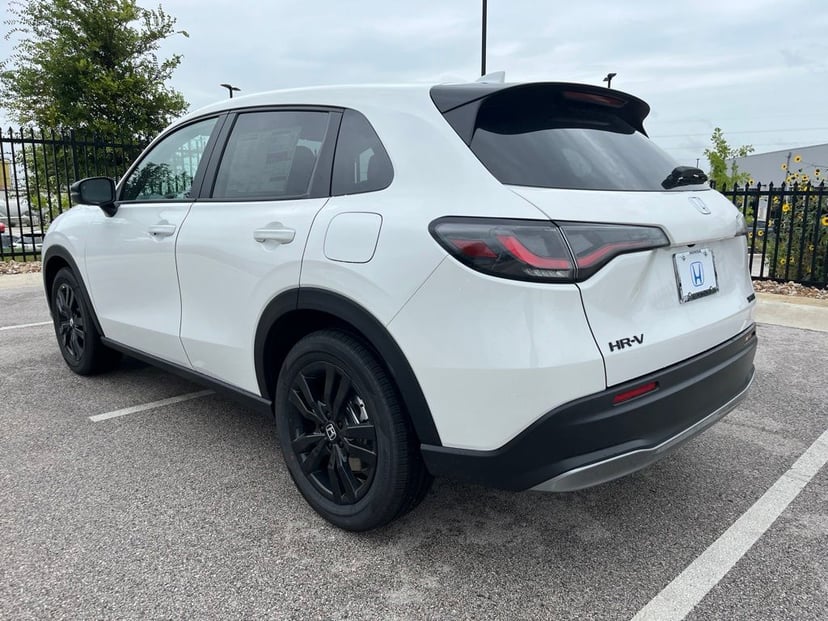 2027 Honda HR-V - Image 3