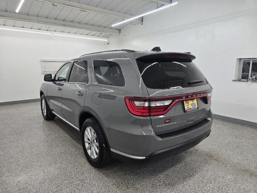 2023 Dodge Durango - Image 2
