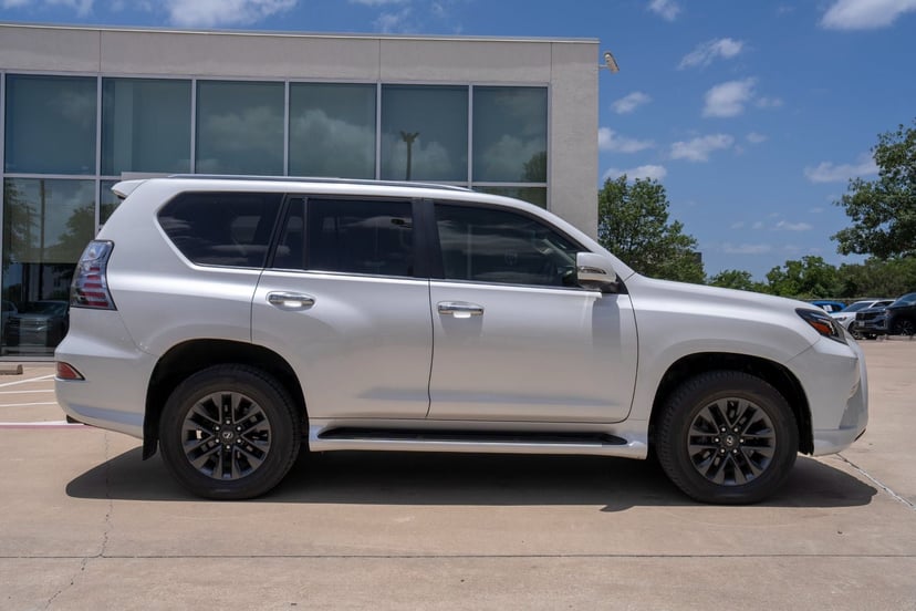 2020 Lexus GX - Image 1