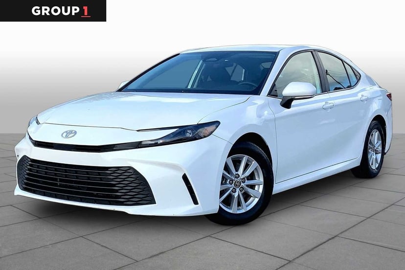 2025 Toyota Camry - Image 2