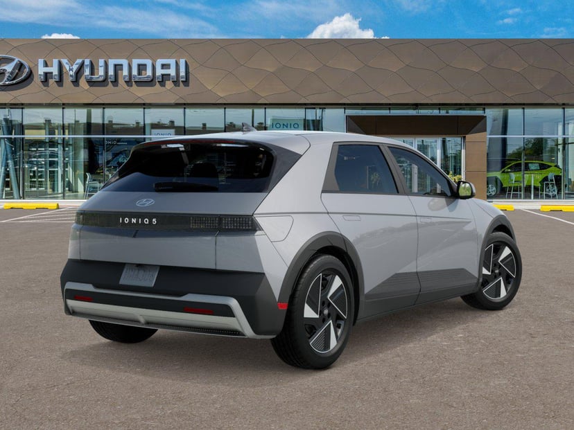2026 Hyundai IONIQ 5 - Image 3