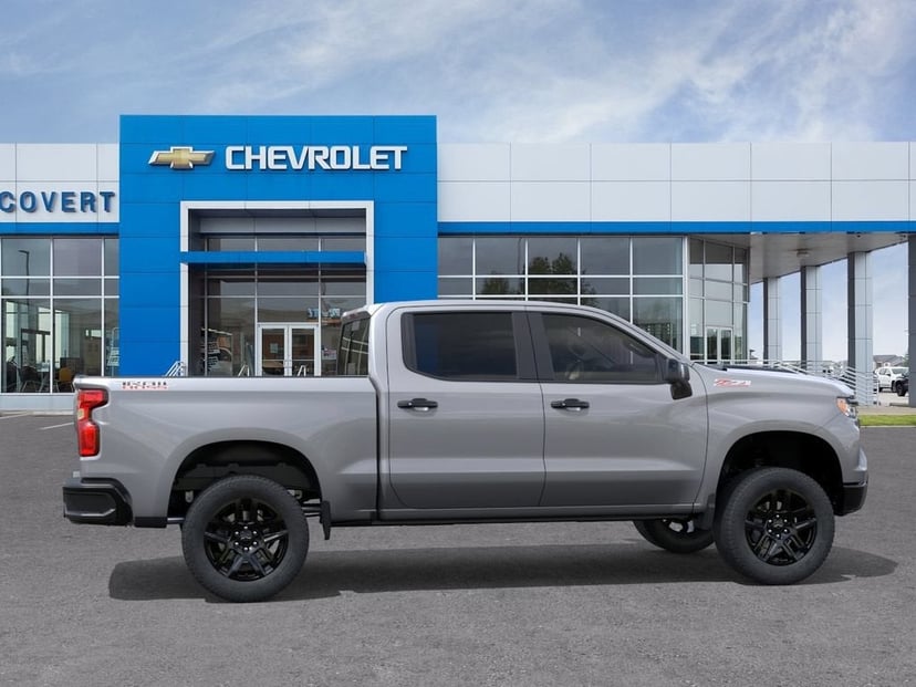 2026 Chevrolet Silverado 1500 - Image 3
