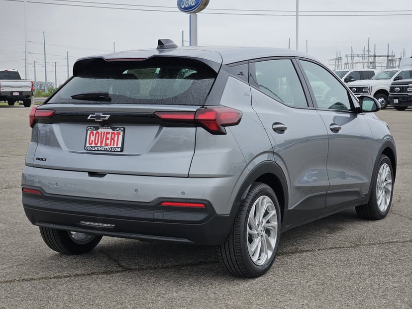 2027 Chevrolet Bolt - Image 3