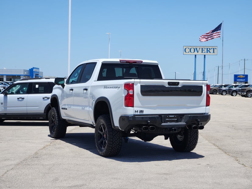 2026 Chevrolet Silverado - Image 3