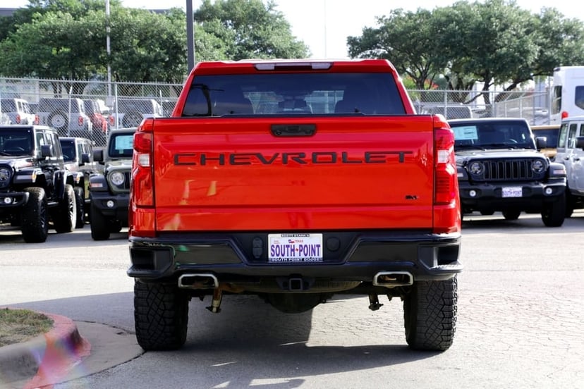 2024 Chevrolet Silverado 1500 - Image 3