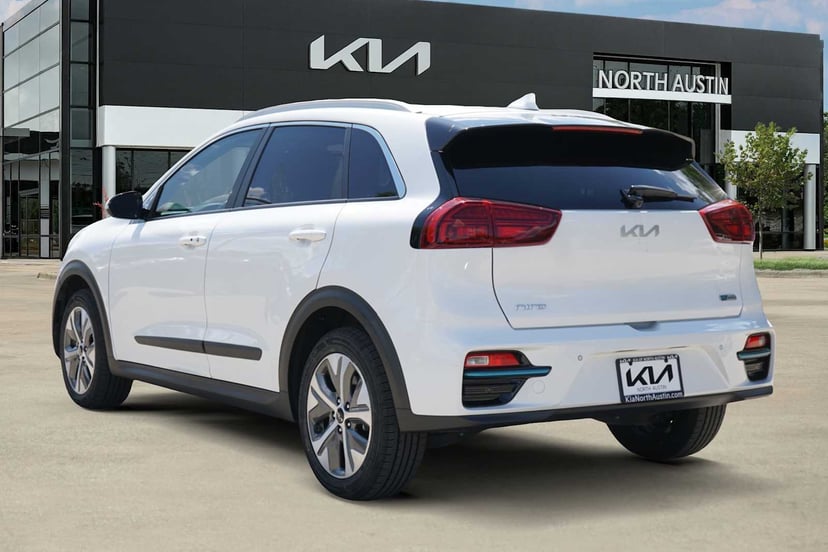 2022 Kia Niro - Image 3