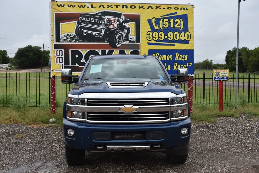 2017 Chevrolet Silverado - Image 3