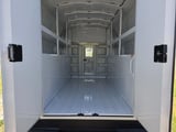 2027 Ford E-350 - Preview 6