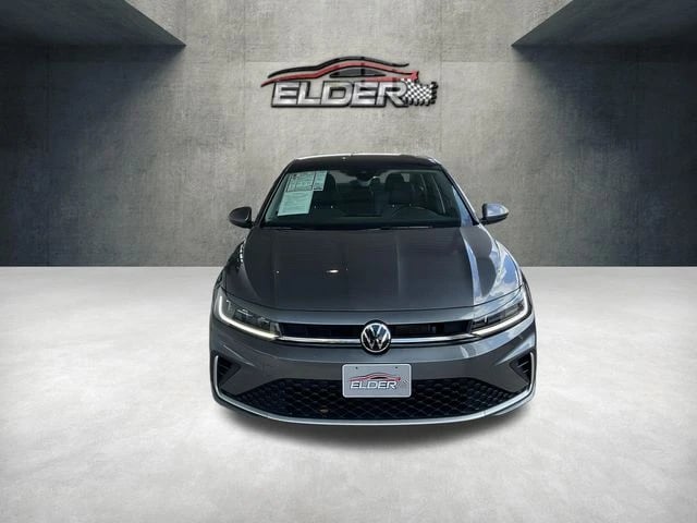 2025 Volkswagen Jetta - Image 3