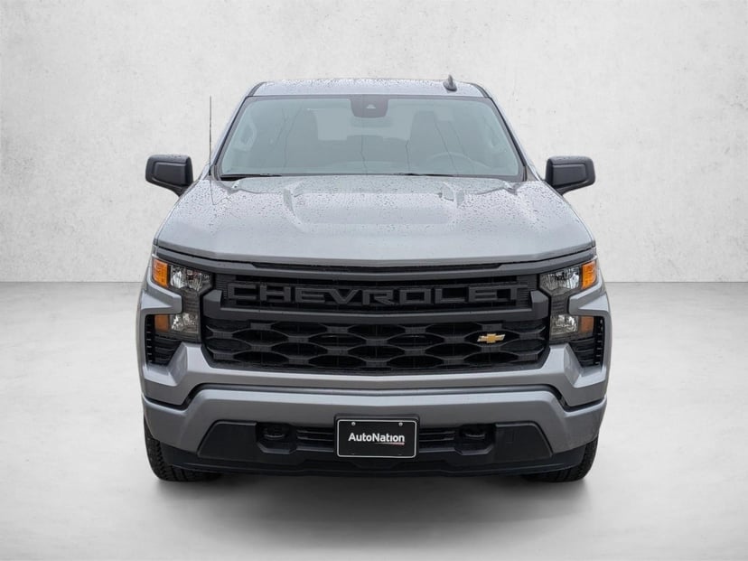 2026 Chevrolet Silverado - Image 3
