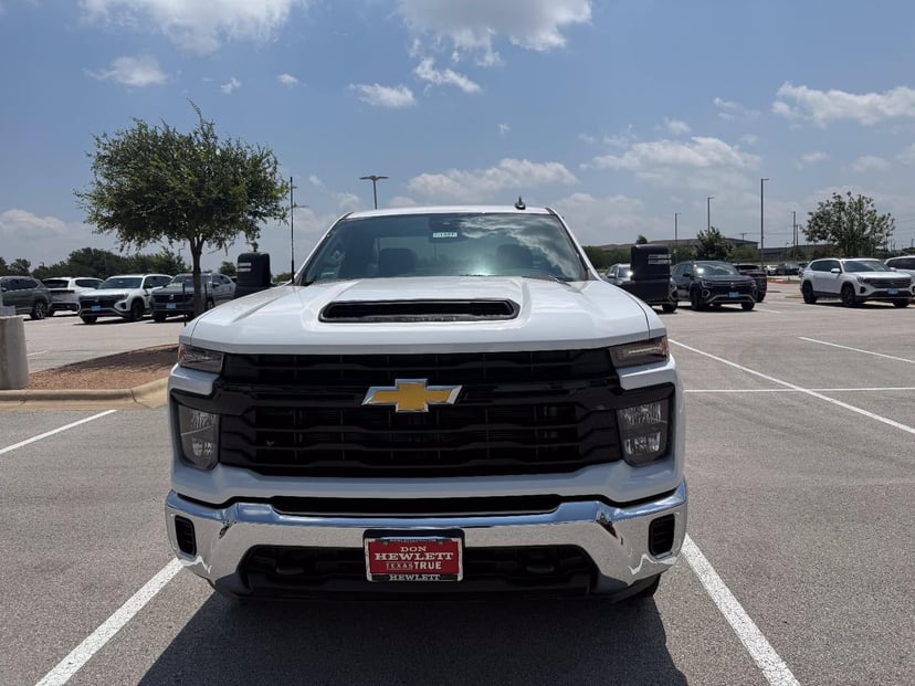 2025 Chevrolet Silverado 2500 HD - Image 3