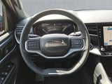 2026 Jeep Grand Wagoneer - Preview 12