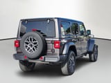 2025 Jeep Wrangler - Preview 7
