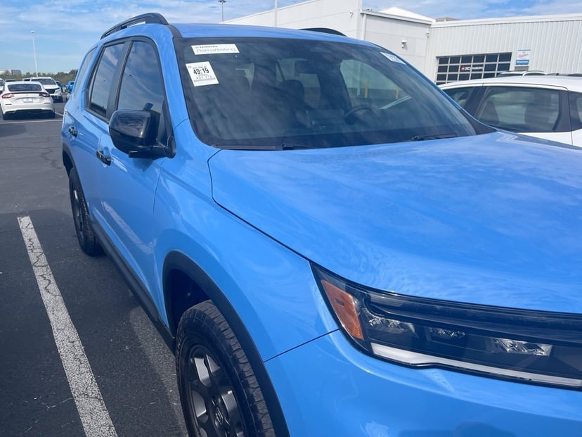 2025 Honda Pilot - Image 1