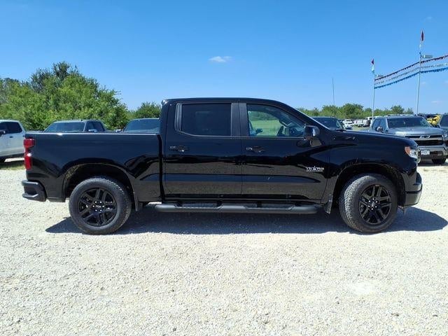 2026 Chevrolet Silverado 1500 - Image 2